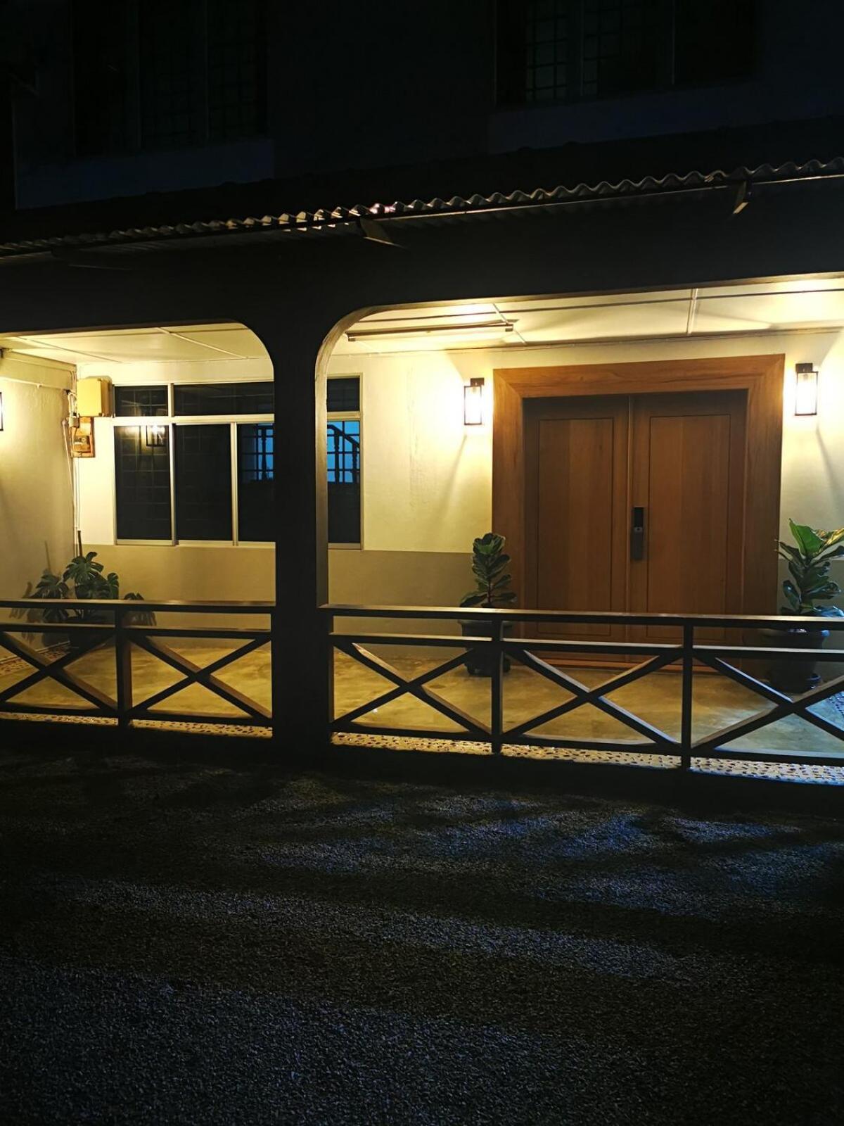 Rain Tree Homestay Bintulu Exteriér fotografie